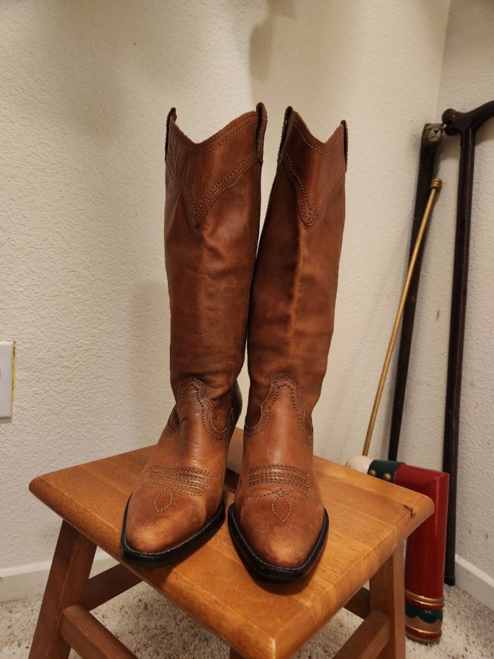 Cowboy boots - Picture 2 of 4